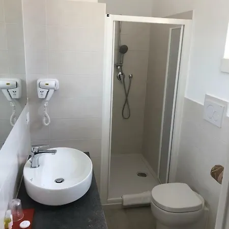 Готель Arianna Тонфано